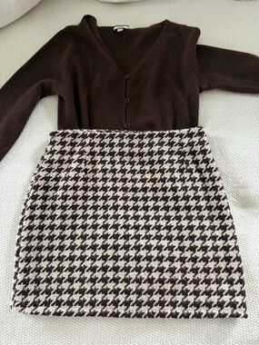 Houndstooth Knit Mini Skirt in Brown & Cream